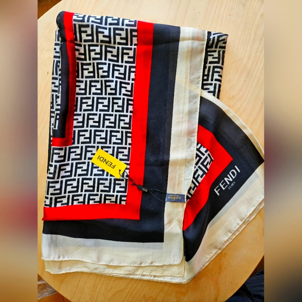 UNISEX FENDI Gold Red & black Scarf 100% silk New with Tags in bag